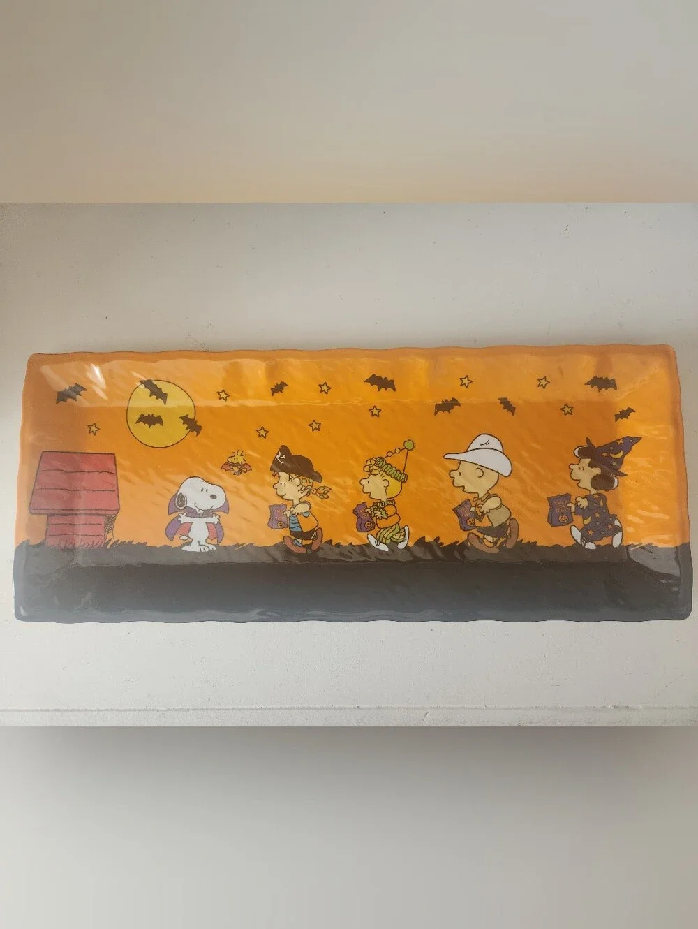 Peanuts Halloween Trick-or-Treat Table Plastic Platter - Orange & Black 19 X 8in